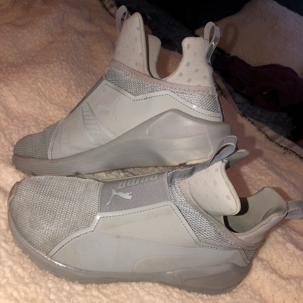 PUMA grey Hi-top shoes